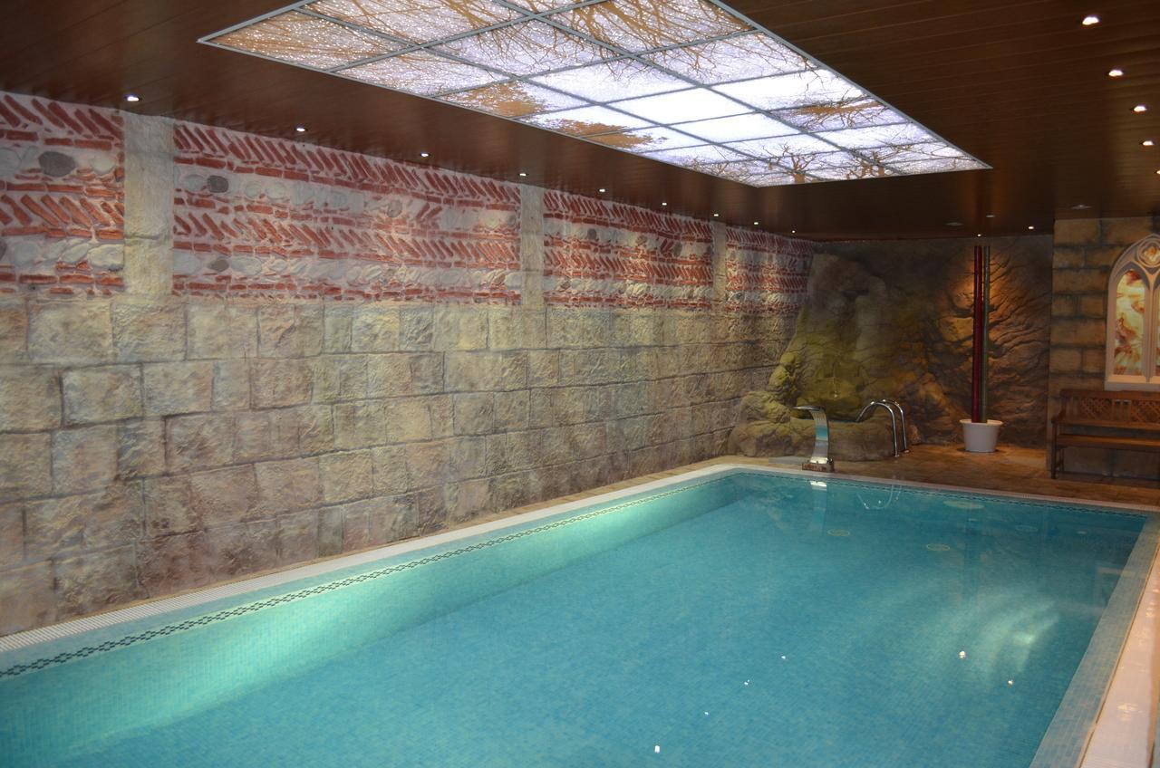 Hotel Bocale Sallent De Gallego Bagian luar foto