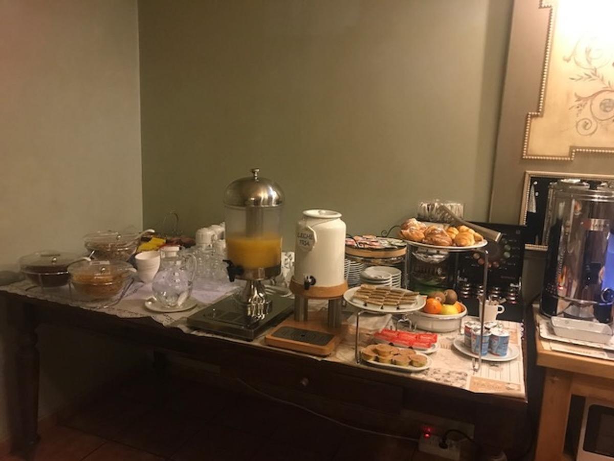 Hotel Bocale Sallent De Gallego Bagian luar foto