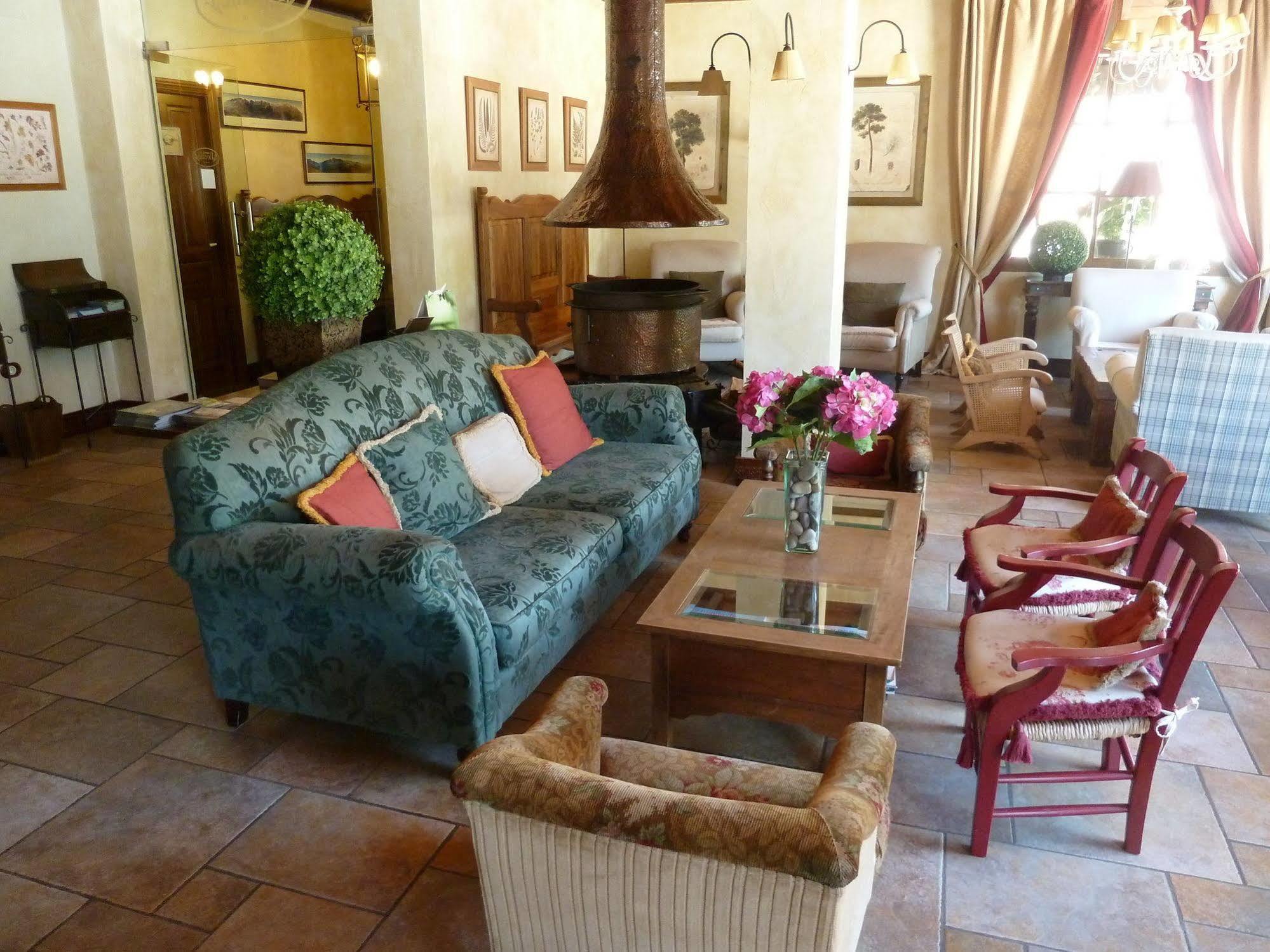 Hotel Bocale Sallent De Gallego Bagian luar foto